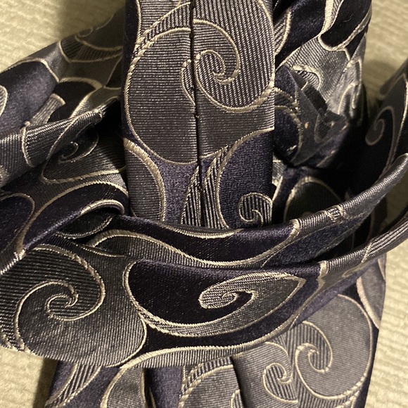 Dolce & Gabbana - Picture 5 of 5